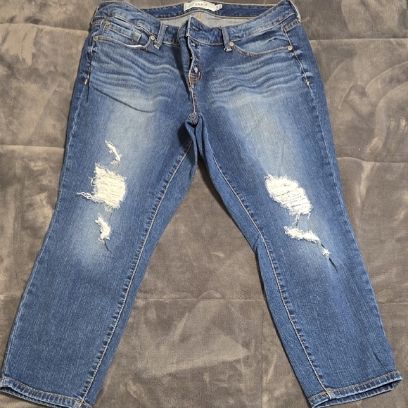 Torrid Blue Cropped Distressed Jeans - Picture 1 of 5
